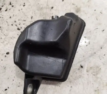 Vacuum air tank