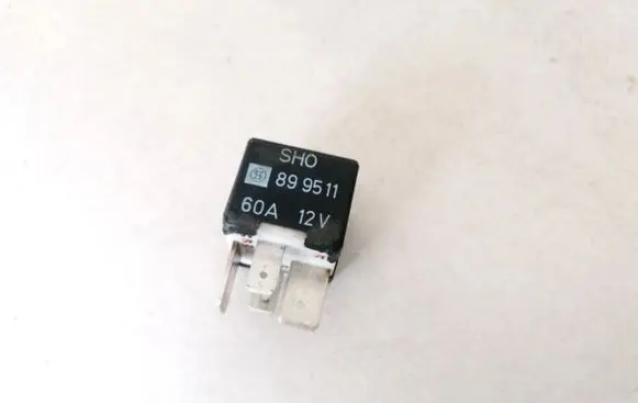 Audi A4 S4 B5 8D Other relay 443951253J 899511
