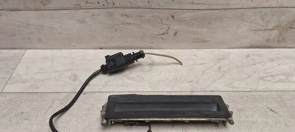 Volkswagen PASSAT B5.5 Tailgate/trunk/boot exterior handle 1J0973802