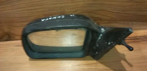 Hyundai Sonata Front door electric wing mirror