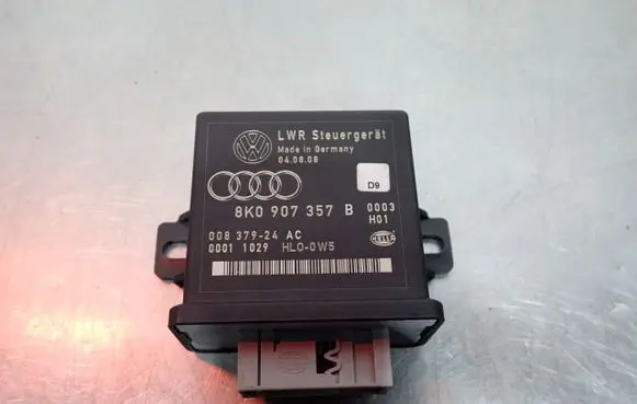 Audi A4 S4 B8 8K Rear light relay 8K0907357B