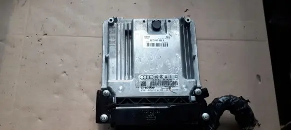 Audi A5 8T 8F Engine control unit/module 8K2907401A