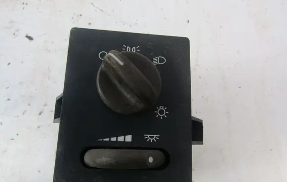 Chevrolet Trans Sport Light switch 