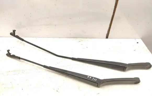 Audi A3 S3 A3 Sportback 8P Front wiper blade arm 8P1955409B 8P1955410A