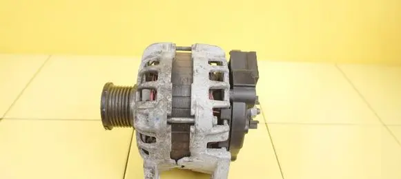 Renault Captur Generator/alternator 231002854R 29SP16