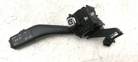 Volkswagen Golf V Indicator stalk 1K0953513A