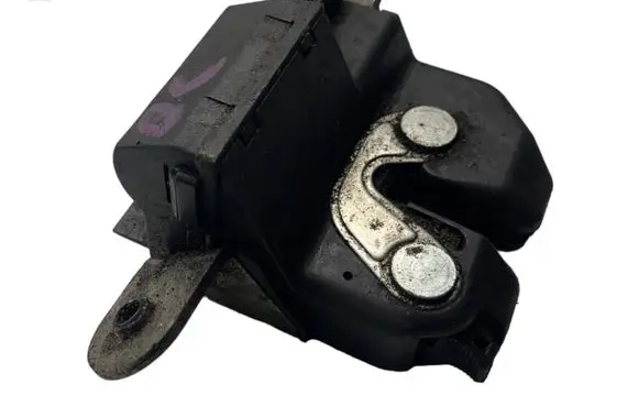 Opel Astra H Tailgate/trunk/boot lock/catch/latch 55701971