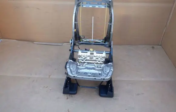 Ford Escape IV Seat frame 