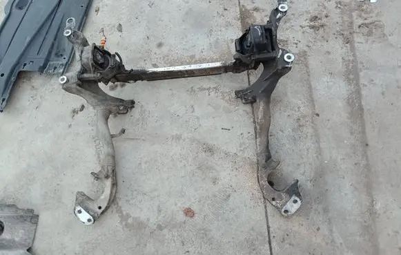 Audi A4 S4 B8 8K Front subframe