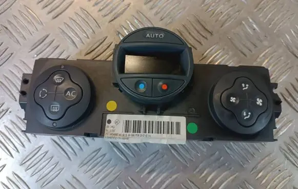 Renault Megane II Climate control unit 8200070752 69340005