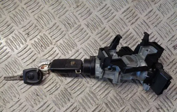 Seat Mii Ignition lock 0099AD10815 1K0905851 6RA905865A