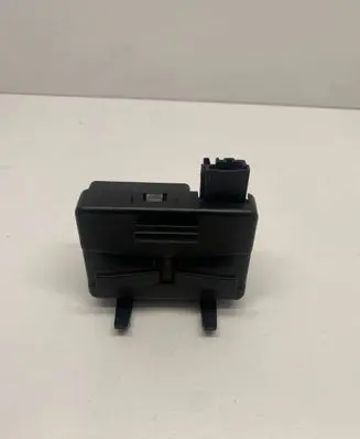 Chevrolet Traverse II Door central lock control unit/module 13523281