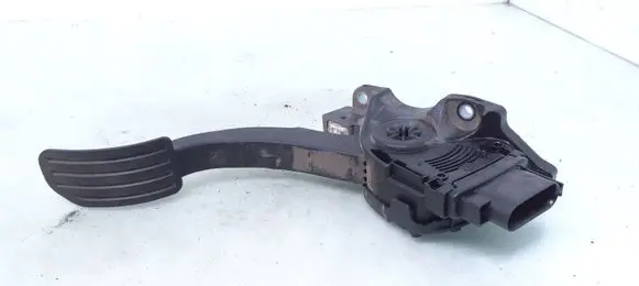 Volvo S80 Accelerator throttle pedal 6G929F836BC 6PV00922001