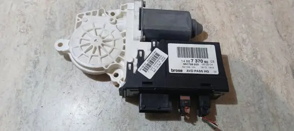 Citroen C8 Front door window regulator motor 1488737080
