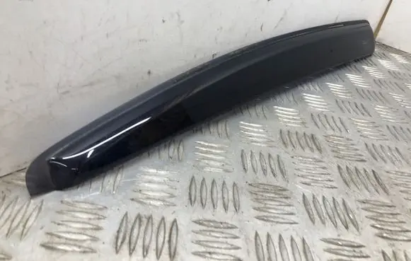 BMW 5 E60 E61 Rear door wind deflector 