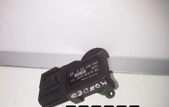 Ford Mondeo Mk III Camshaft speed sensor 0261230044 1S7A-9F479-AB