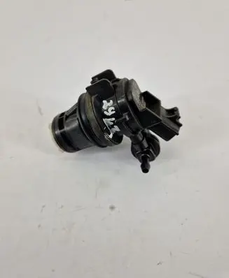 Toyota RAV 4 (XA40) Windscreen/windshield washer pump 8533042010