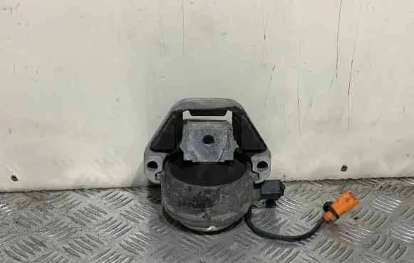 Audi A7 S7 4G Engine mount bracket W18416