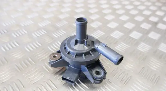 Toyota Prius+ (ZVW40) Electric auxiliary coolant/water pump G904052010