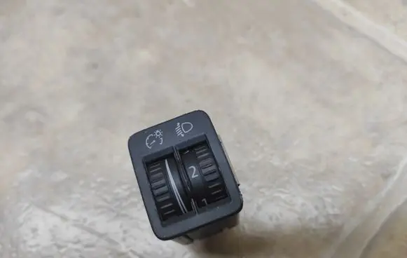 Volkswagen PASSAT B6 Headlight level height control switch 3C0941333