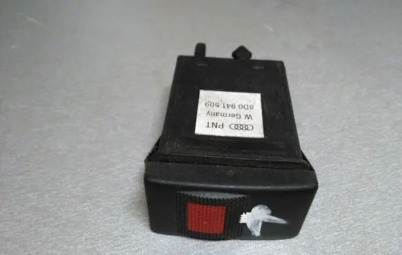 Audi A4 S4 B5 8D Hazard light switch 8D0941509