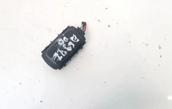 BMW 1 E81 E87 Electric window control switch 6935253 83100000