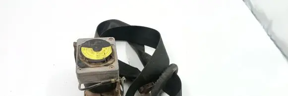 Skoda Octavia Mk1 (1U) Front seatbelt 00064577