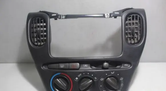 Toyota Yaris Verso Interior fan control switch 