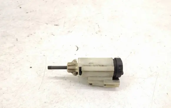 Audi A4 S4 B6 8E 8H Brake pedal sensor switch 8E0927189B