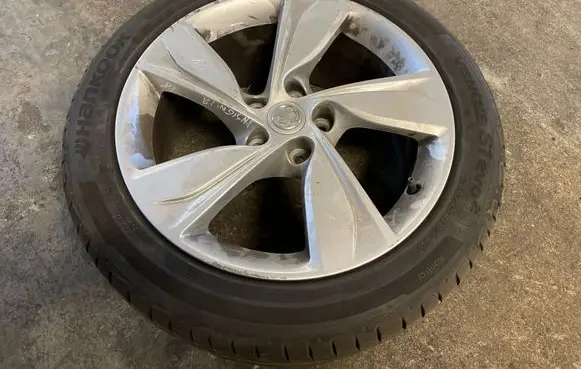 Opel Insignia B R18 alloy rim 