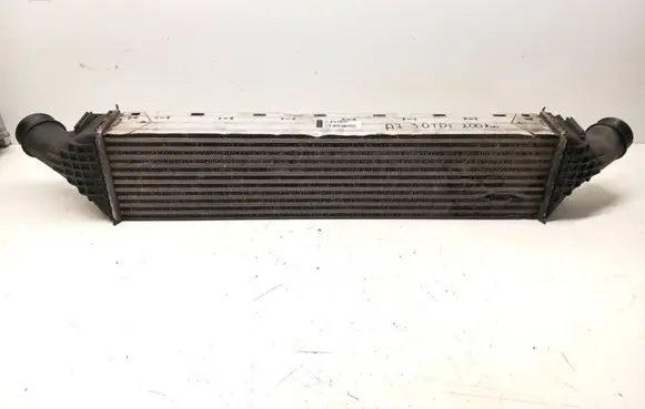 Audi A7 S7 4G Intercooler radiator 8D0850002