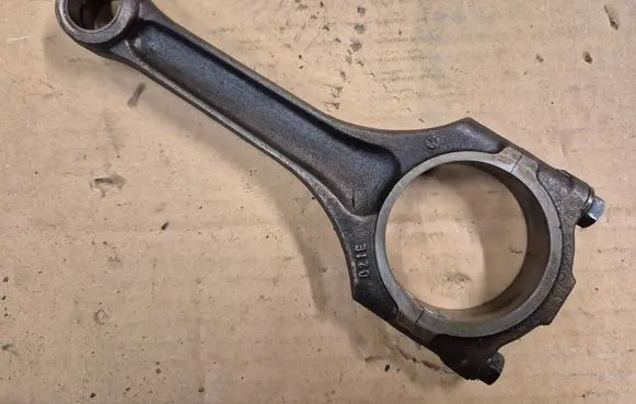 Audi A3 S3 8V Connecting rod/conrod 021198401B