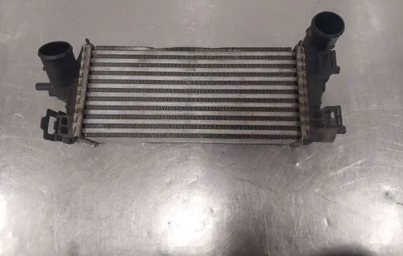 Ford Focus Intercooler radiator CV619L440VC FCC7A X1436001
