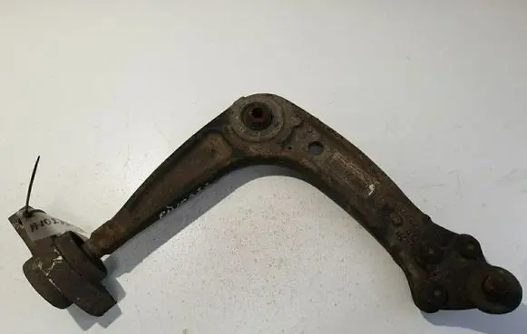 Front lower control arm/wishbone