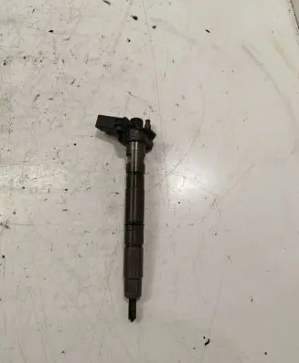 Fuel injector