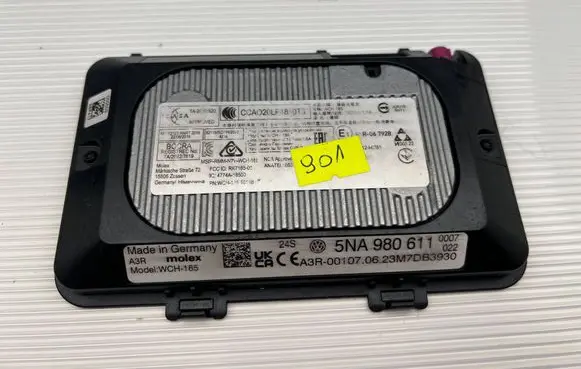Volkswagen PASSAT CC Wireless charging module 5NA980611