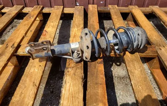 Opel Meriva A Front shock absorber with coil spring 22194807