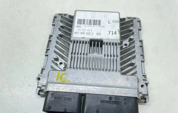 Audi A6 S6 C6 4F Engine control unit/module 4F2910552C 4F0907552A