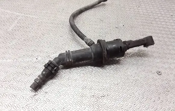 Renault Scenic III - Grand scenic III Clutch master cylinder 306100017R