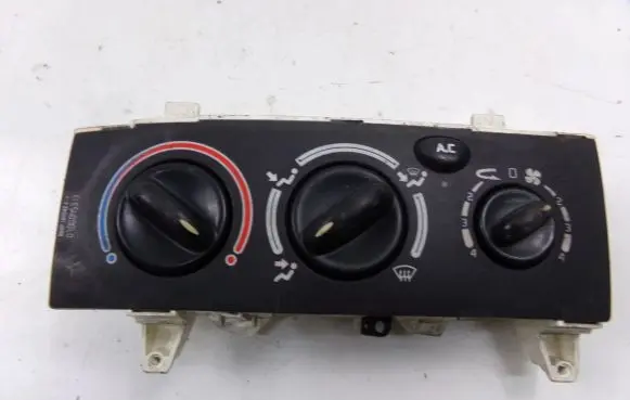 Renault Megane I Air conditioning/heating control unit 7701047248