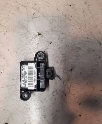 Opel Zafira A Airbag deployment crash/impact sensor 09133263 TGS1451782F