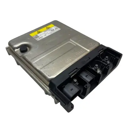 Voltage converter inverter