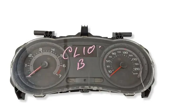 Renault Clio III Speedometer (instrument cluster) 8200316824G