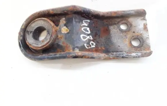 Mitsubishi Pajero Radiator mount bracket