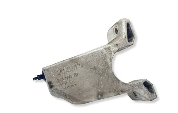 Volvo XC40 Brake booster 32281100