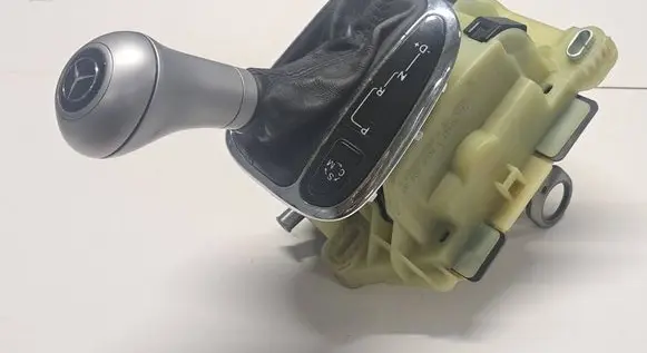 Mercedes-Benz CLC CL203 Gear shifter/selector A2032670327 101530208 15178ST1