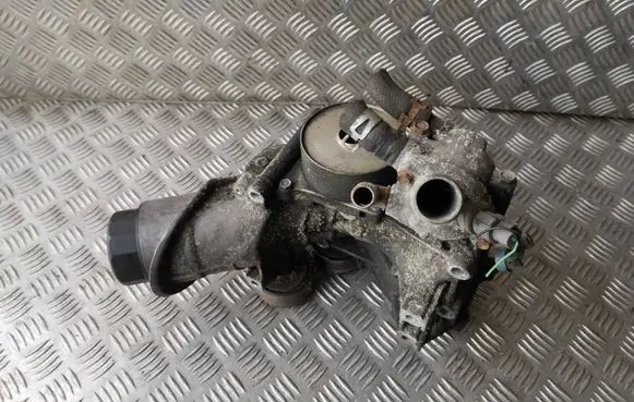 Honda Accord Oil filter mounting bracket 