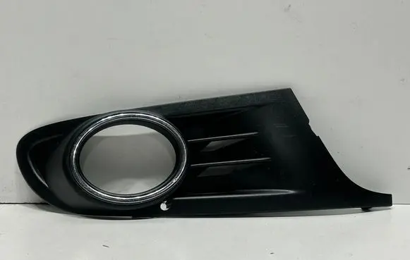 Volkswagen Golf VI Front fog light trim/grill 5K0853666 5K0584662