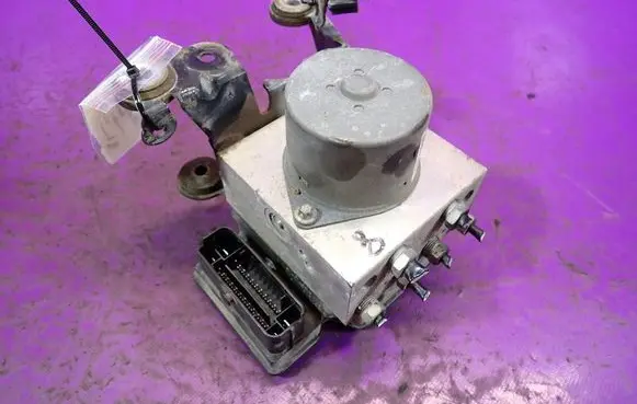 Ford Mondeo MK IV ABS Pump