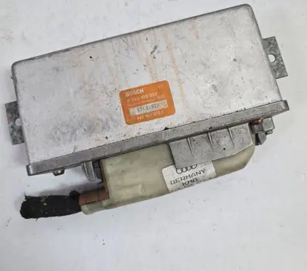 Audi 100 S4 C4 ABS control unit/module 443907379C 17111527 0265100037